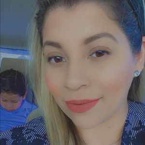 Meet your Posher, Aracely